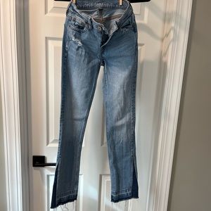 american eagle low rise skinny kick 000